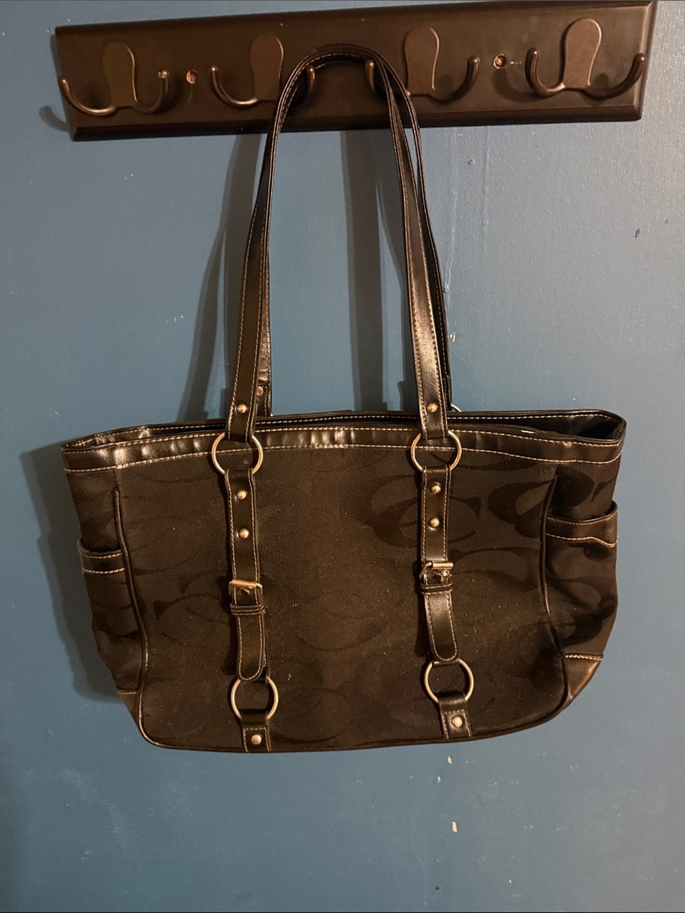 Black Women's Tote Bag with Ring-Detail Straps